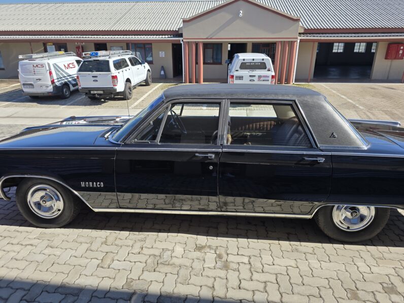 [SOLD] 1968 Dodge Monaco Sedan