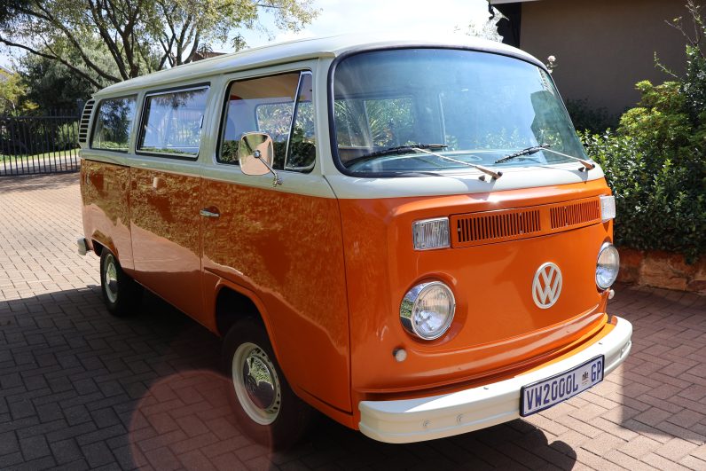 1974 Volkswagen Kombi 2L