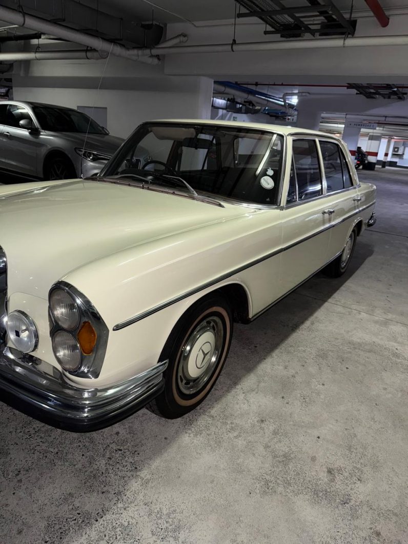 1970 Mercedes-Benz 280SE W108