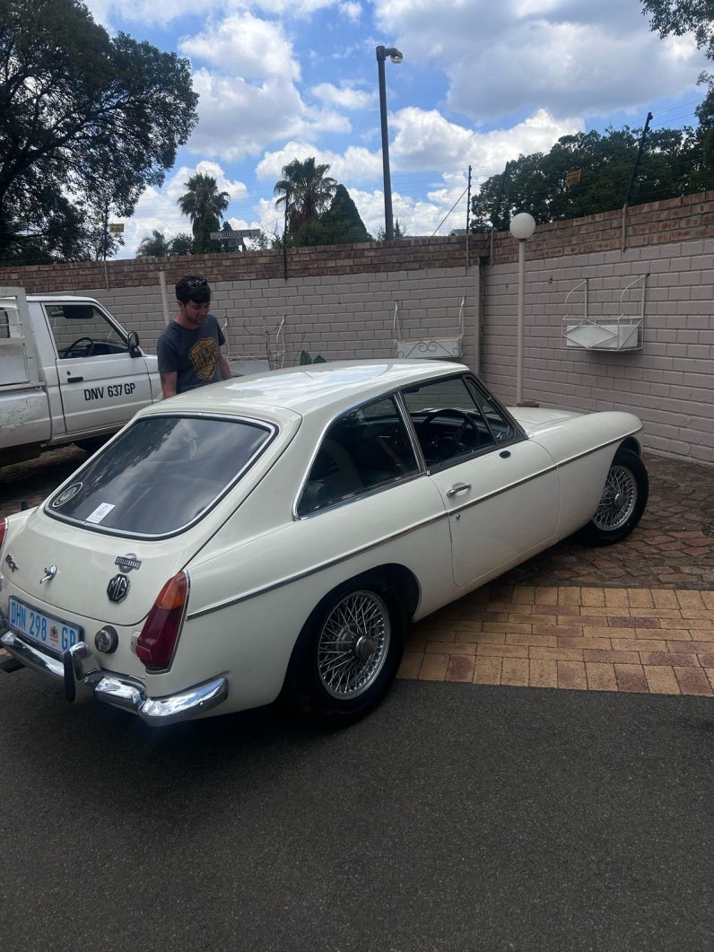1972 MGB-GT