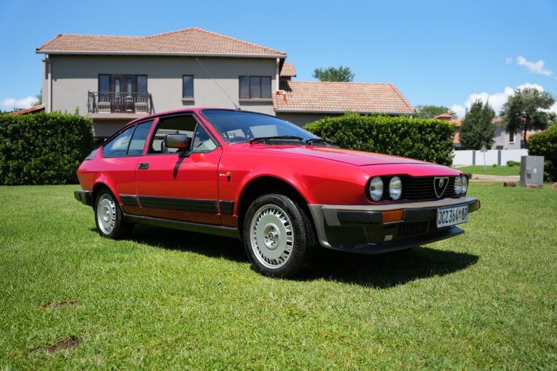 [SOLD] 1983 Alfa Romeo GTV 2.0