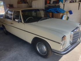 1971 Mercedes Benz 230