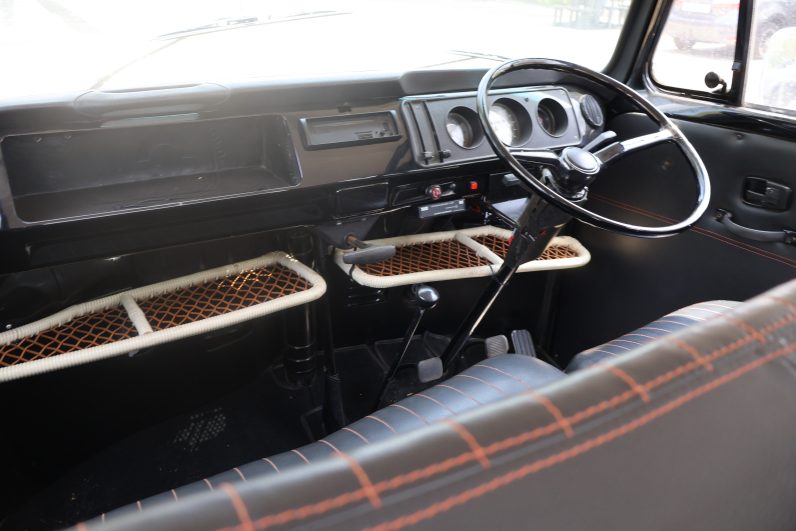 1977 Volkswagen Crewcab Kombi