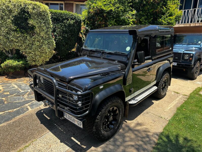 [SOLD] 1997 Land Rover 90 [BMW Engine]