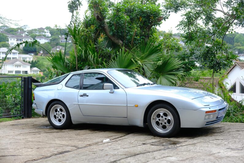 [SOLD] 1986 Porsche 944 Turbo