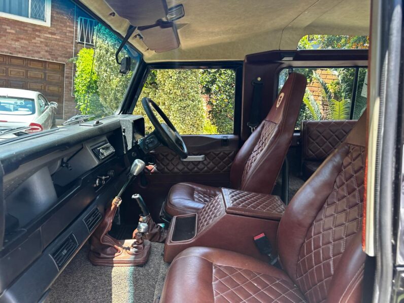 [SOLD] 1997 Land Rover 90 [BMW Engine]