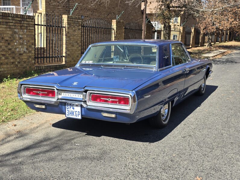 1964 Ford Thunderbird 390ci V8 Auto