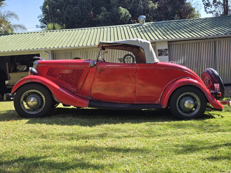 1934 Ford Roadster