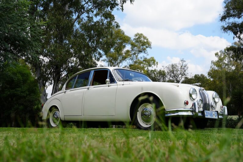 1965 Jaguar Mk2 3.8 Overdrive