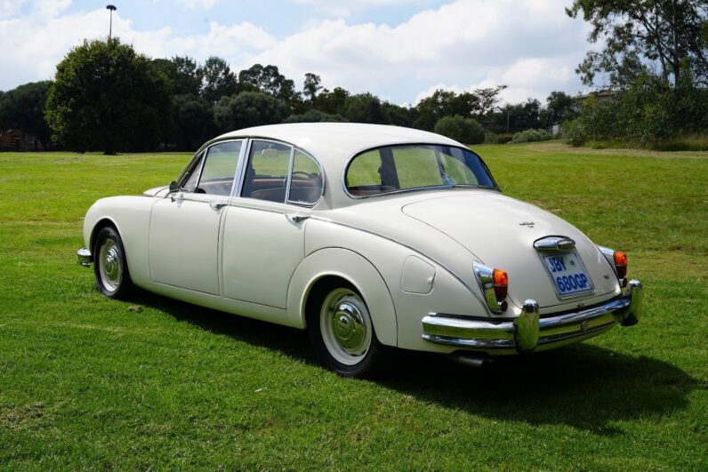 1965 Jaguar Mk2 3.8 Overdrive