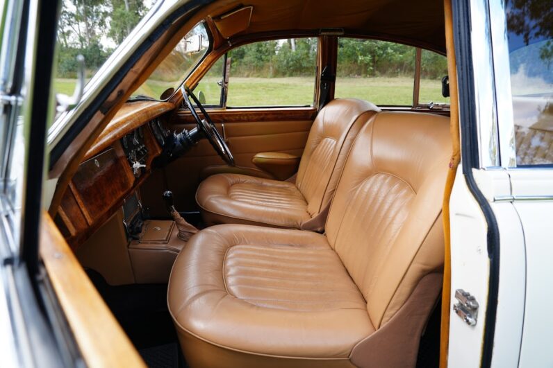 1965 Jaguar Mk2 3.8 Overdrive