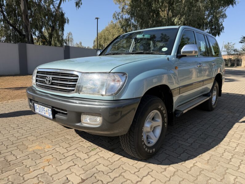 2001 Toyota Land Cruiser 100 Series 50th Anniversary